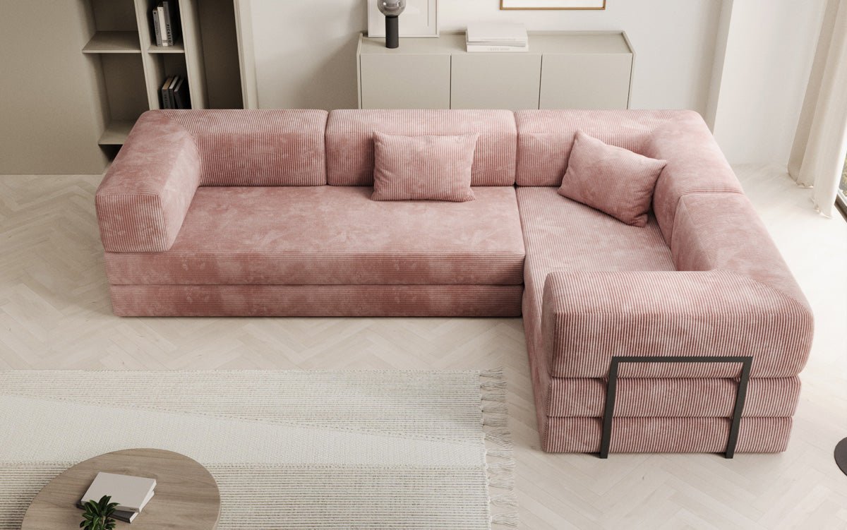 Sofa projektanta Lazy L obita materiałem Cord