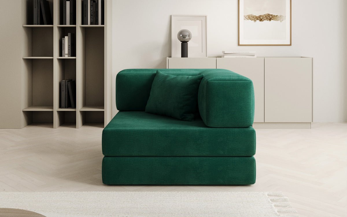 Projektowany fotel Lazy w aksamitnej tapicerce