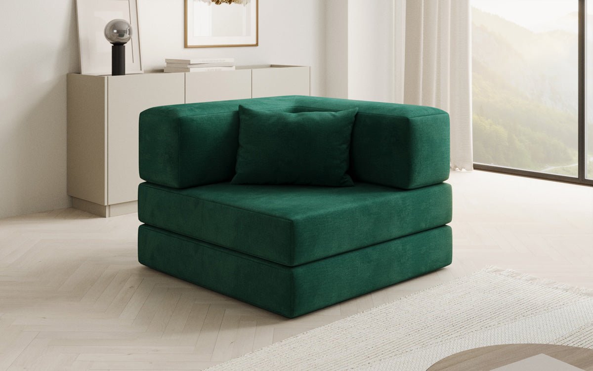 Projektowany fotel Lazy w aksamitnej tapicerce