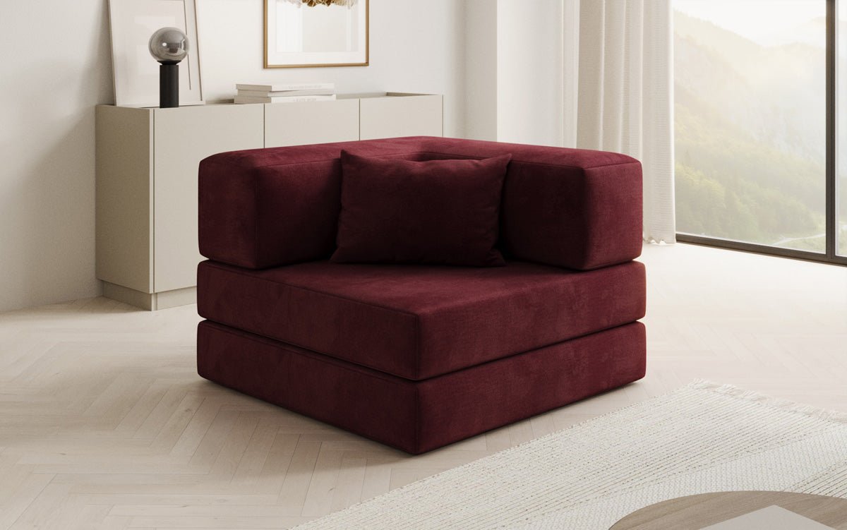 Projektowany fotel Lazy w aksamitnej tapicerce